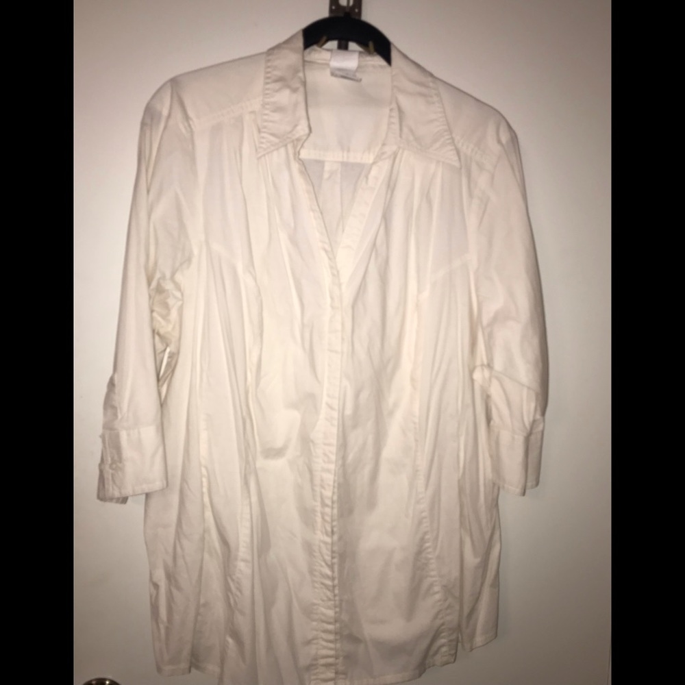 Just My Size Ivory v neck button up  3/4 sleeve